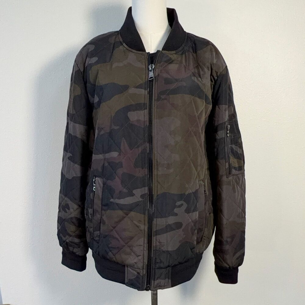 Calvin Klein Bomber Jacket Womens L Camo Camouflage Quilted Lightweight